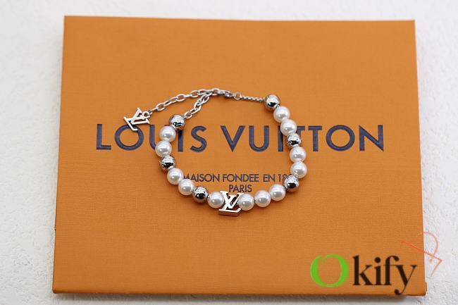 Okify Louis Vuitton Pearl Bracelet 24363 - 1