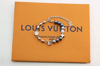 Okify Louis Vuitton Pearl Bracelet 24364