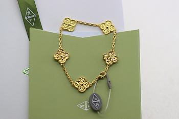 Okify VCA Gold Bracelet 24376
