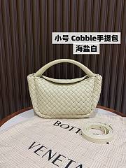 Okify Bottega Veneta Small Cobble Top Handle Bag In White 23x11x8cm - 1