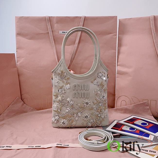Okify MiuMiu Ivy Embroidered Gabardine Bag In White 20x24cm - 1
