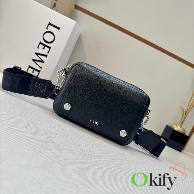Okify Loewe Small Pebble Messenger Bag In Black 20x6x12.5cm - 1
