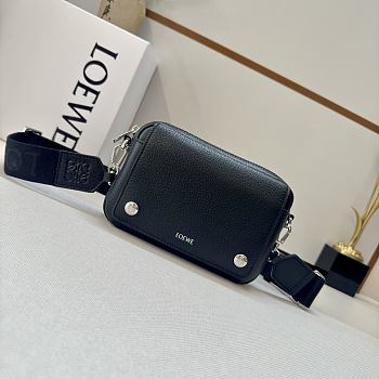 Okify Loewe Small Pebble Messenger Bag In Black 20x6x12.5cm