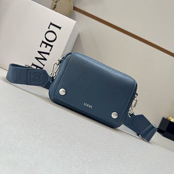 Okify Loewe Small Pebble Messenger Bag In Blue 20x6x12.5cm