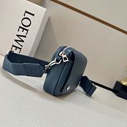 Okify Loewe Small Pebble Messenger Bag In Blue 20x6x12.5cm - 2