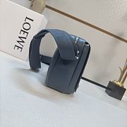 Okify Loewe Medium Pebble Messenger Bag In Blue 23x18x9cm - 3