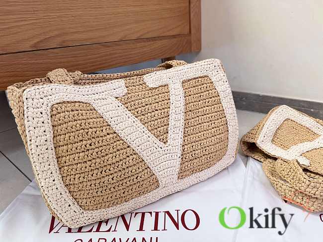 Okify Valentino Garavani Viva Superstar Large Raffia Bag In White 34x24x9cm - 1
