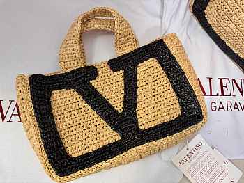 Okify Valentino Garavani Viva Superstar Small Raffia Bag In Black 26x18x7cm