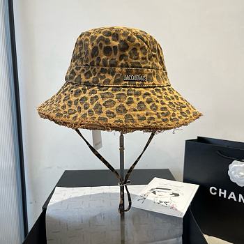 Okify Jacquemus Leopard Bucket Hat 