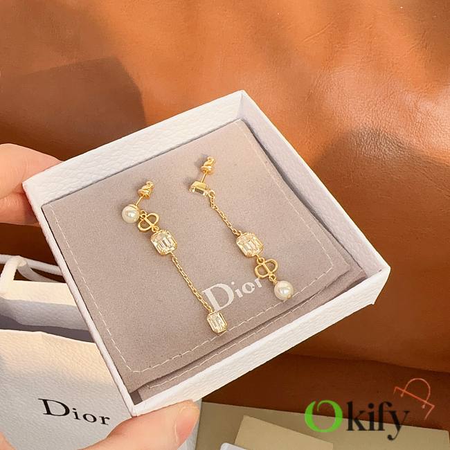 Okify Dior Petit CD Earrings 24509 - 1