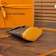 Okify Louis Vuitton Envelope Pouch Bag M11629 12.5x18x8.5cm - 5