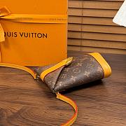 Okify Louis Vuitton Envelope Pouch Bag M11629 12.5x18x8.5cm - 3