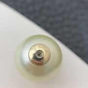 Okify Dior Tribales Flower Pearl Earrings  - 5