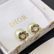 Okify Dior Tribales Flower Pearl Earrings  - 3