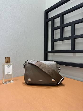 Okify Loewe Small Pebble Messenger Bag In Gray 20x6x12.5cm