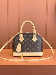 Okify Louis Vuitton Alma BB Bag In Beige M53152 23.5x17.5x11.5cm - 1