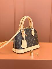 Okify Louis Vuitton Alma BB Bag In Beige M53152 23.5x17.5x11.5cm - 4