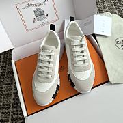 Okify Hermes Bouncing Sneakers In White With Black H  - 2