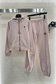 Okify Burberry Set Of Pink Hoodie Zipper And Pants - 1