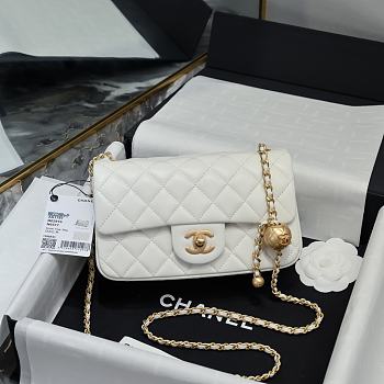 Okify CC Small CF Gold Ball Flap Bag In White Lambskin 20x13x7cm