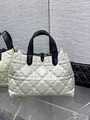 Okify Dior Medium Toujours Bag In Black And White Macrocannage Calfskin 28.5x19x21cm - 2