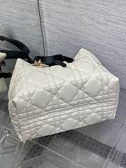 Okify Dior Medium Toujours Bag In Black And White Macrocannage Calfskin 28.5x19x21cm - 5