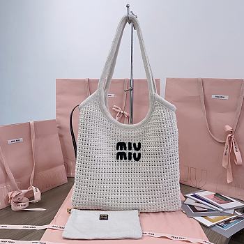 Okify MiuMiu Ivy Raffia Effect Woven Tote Bag In White 35x40cm