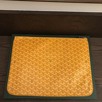 Okify Goyard Senat GM Pouch In Yellow 40x29cm