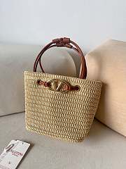 Okify Valentino Small Wicker Tote Bag In Beige 28x19x9cm - 1