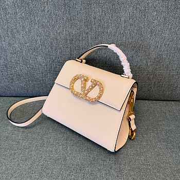 Okify Valentino Garavani Vsling Handbag With Jewel Logo In Cream White 22x17x9cm