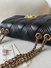 Okify Valentino Medium Quiltie 67 Bag In Black 23x17x8cm - 2