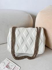 Okify Valentino Medium Quiltie 67 Bag In White 23x17x8cm - 3