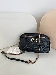 Okify Valentino Medium Quiltie 67 Shoulder Bag In Black 24x16x6.5cm - 1