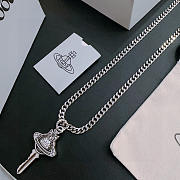 Okify Vivienne Westwood Silver Necklace With Saturn Key Charm 60cm  - 2
