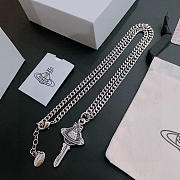Okify Vivienne Westwood Silver Necklace With Saturn Key Charm 60cm  - 1