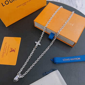 Okify Louis Vuitton Silver Necklace 24954