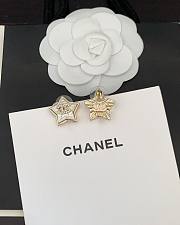 Okify CC Light Gold Stud Earrings With Stars - 3