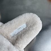 Okify Louis Vuitton White Fur Slippers  - 3