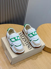Okify Valentino Freedot Sneakers In Green - 1