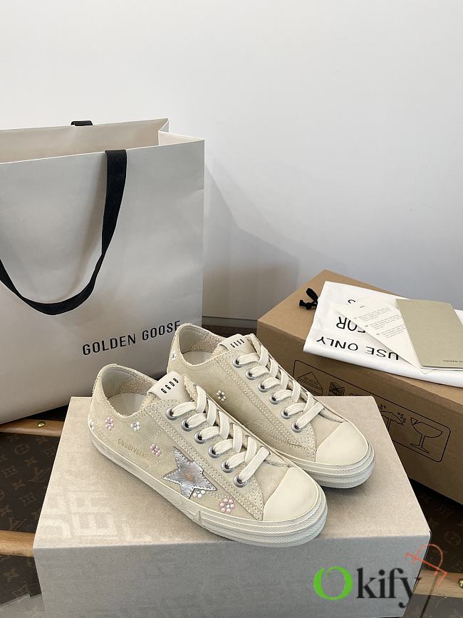 Okify GGDB Beige Sneakers With Diamond Flowers - 1