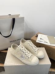 Okify GGDB Beige Sneakers With Diamond Flowers - 1