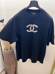 Okify CC Black T-shirt With Flower Logo - 4