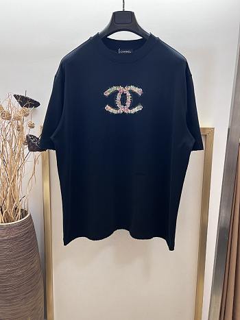 Okify CC Black T-shirt With Flower Logo