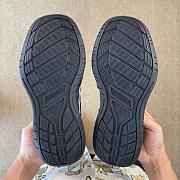 Okify Balenciaga Hamptons Worn-Out Sneakers In Black  - 4