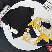 Okify Gucci Set Of T-shirt And Shorts In Black And Yellow For Kids  - 2