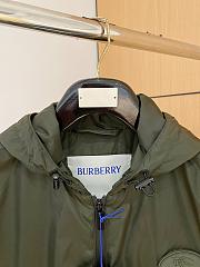 Okify Burberry Green Padded Hooded Jacket - 4