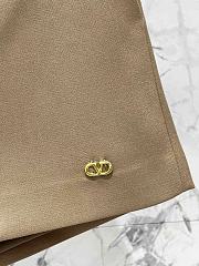 Okify Valentino Light Brown A-line Shorts - 3