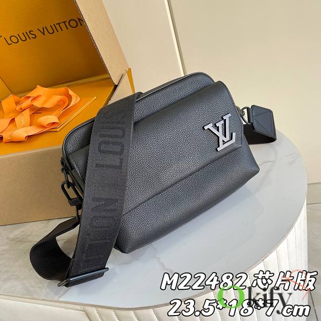 Okify Louis Vuitton Fastline Messenger Bag In Black M22482 23.5x18x7cm - 1