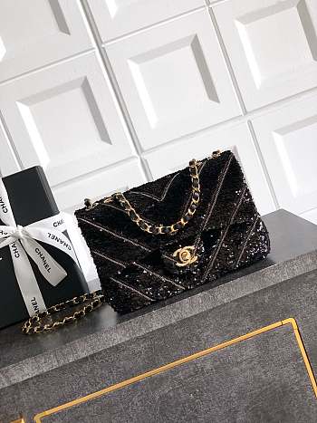 Okify CC Chevron Sequin Bag In Black 14x21x8cm 