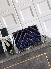 Okify CC Chevron Sequin Bag In Dark Blue 14x21x8cm  - 3